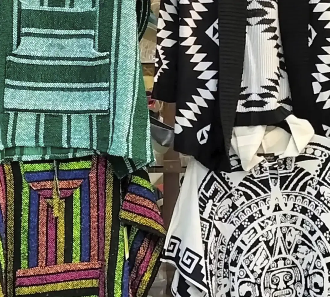 Huaraches artesanales, piel y manta